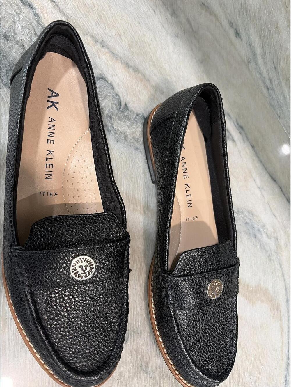 Anne Klein flex black size 8.5